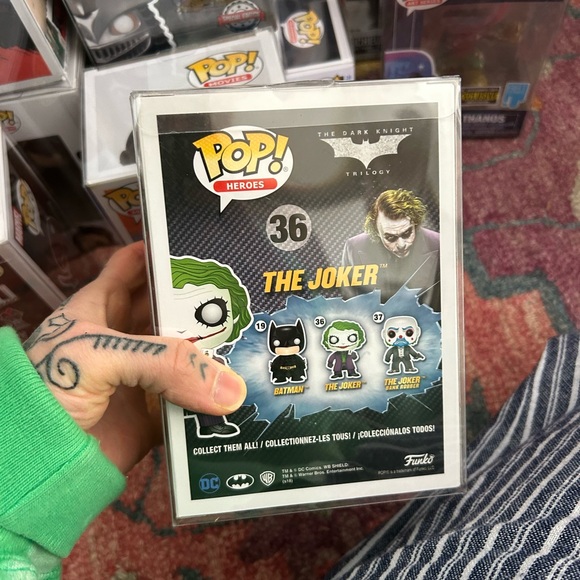 FUNKO POP ! THE JOKER 36 THE DARK KNIGHT TRILOGY POP HEROES DB16 - Picture 5 of 10